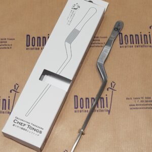 Kanda pinza chef giapponese piegata